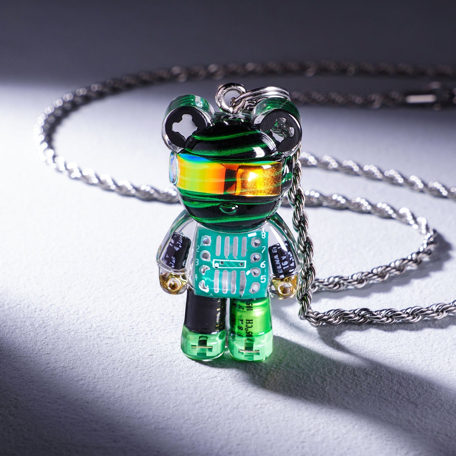 Cyberpunk Bear Necklace | Playful Futuristic Pendant Jewelry - Cyberpunk Style