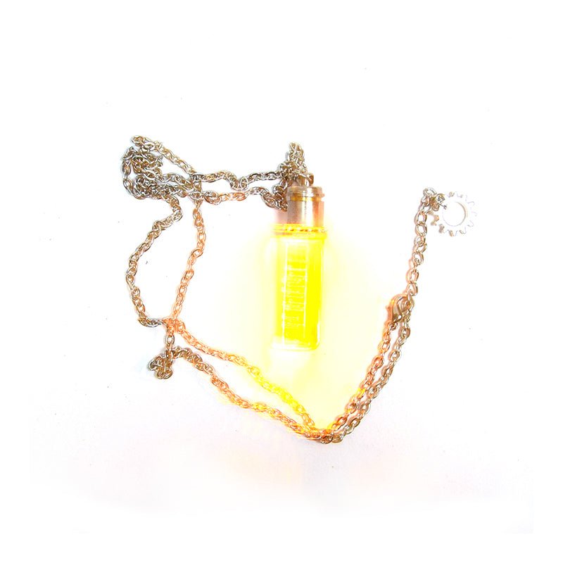 Star Abyss Pendant – Cyberpunk Jewelry with Amber Glow - Cyberpunk Style