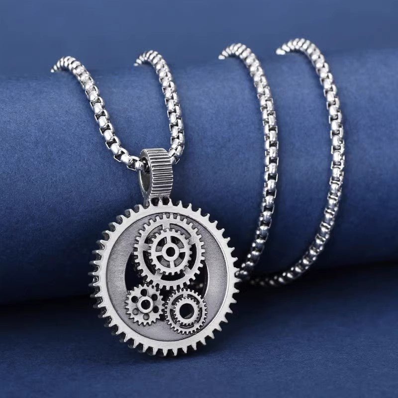 Steampunk Gear Necklace - Unique Gear - Inspired Design - Cyberpunk Style